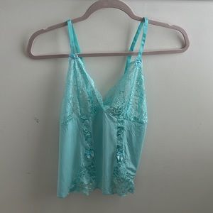 NWOT, M, Fredrick’s of Hollywood, Velvet, Lace Cami